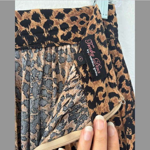 Size 4 Trashy Diva Leopard Print Skirt - Picture 3 of 3